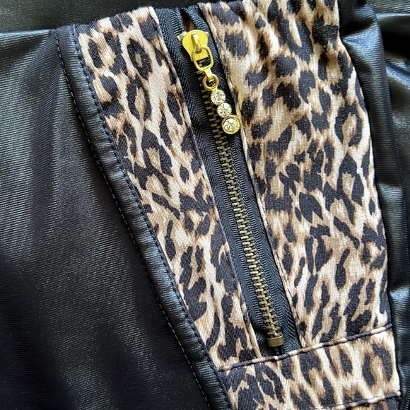 Pleather skinny pants - Picture 6 of 10